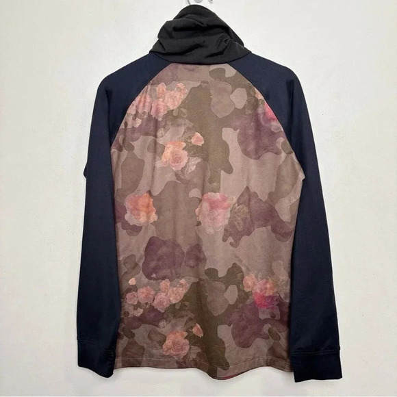 Armada Mens Medium Light Weight Hoodie - Picture 12 of 12